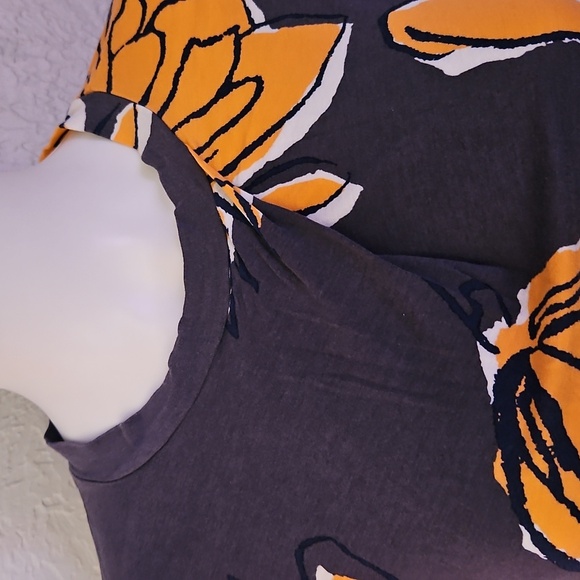 Vtg GAP Floral Mod Twisted Crew Neck Short Sleeve High Low Top - Picture 4 of 7